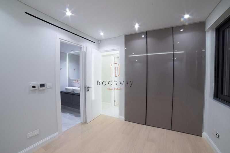 3-bedroom apartment for sale: https://www.bazaraki.com/adv/5794783_3-bedroom-apartment-for-sale (www.bazaraki.com)
