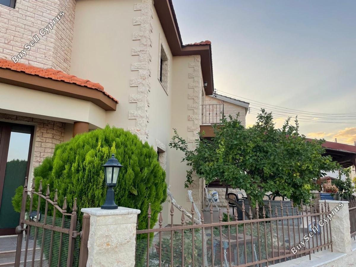 5 Bedroom Detached house to rent in Livadia Larnacas, Larnaca: https://www.buysellcyprus.com/property-for-rent/larnaca/livadia-larnacas/5-bed-detached-house-to-rent-livadia-larnacas-larnaca-1801425.html (www.buysellcyprus.com)