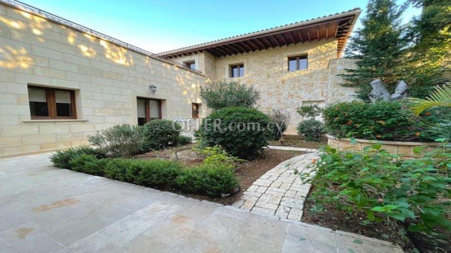 For Sale €1,095,000 House 5 bedrooms Kouklia Paphos: https://www.offer.com.cy/en/for-sale-1-095-000-house-5-bedrooms-kouklia-paphos/21-800393/ (www.offer.com.cy)