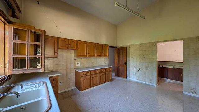 3-bedroom detached house for sale: https://www.bazaraki.com/adv/5798575_3-bedroom-detached-house-for-sale (www.bazaraki.com)