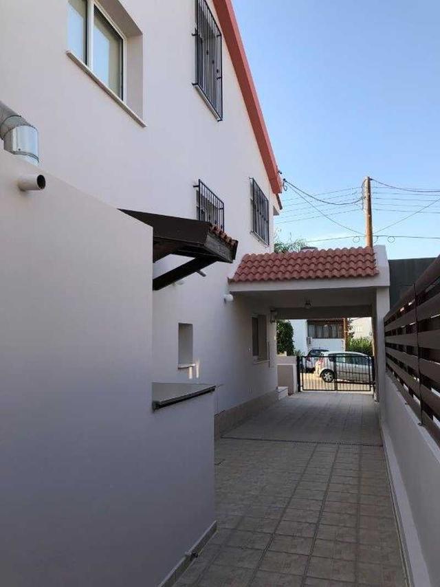 4-bedroom detached house to rent: https://www.bazaraki.com/adv/5799653_4-bedroom-detached-house-to-rent (www.bazaraki.com)