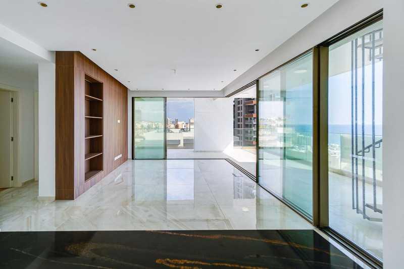 3-bedroom penthouse for sale: https://www.bazaraki.com/adv/5765607_3-bedroom-penthouse-for-sale (www.bazaraki.com)