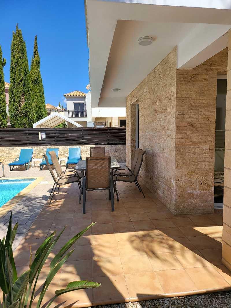 3-bedroom detached house for sale: https://www.bazaraki.com/adv/5797573_3-bedroom-detached-house-for-sale (www.bazaraki.com)