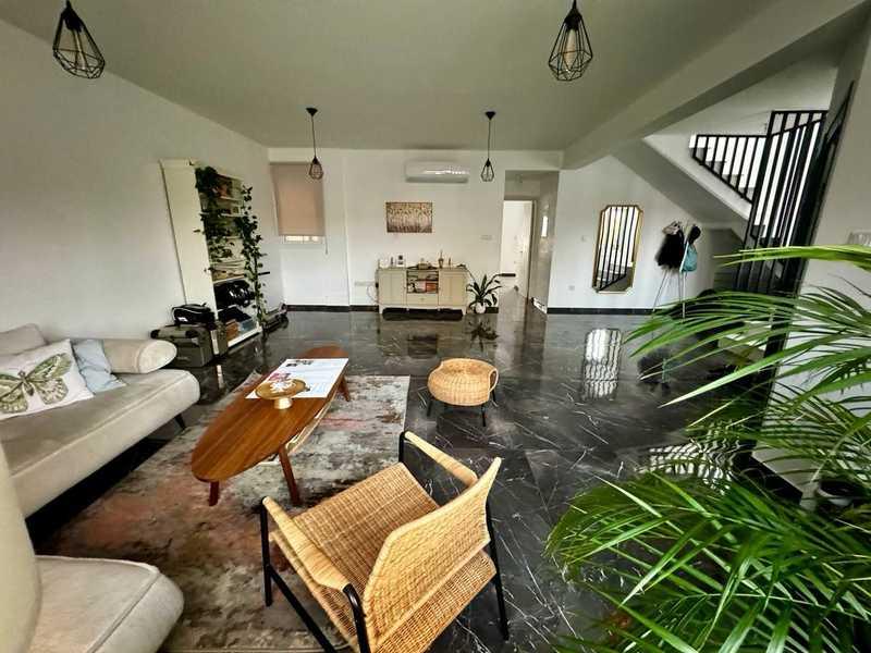  4-bedroom semi-detached to rent: https://www.bazaraki.com/adv/5796131_4-bedroom-semi-detached-to-rent (www.bazaraki.com)