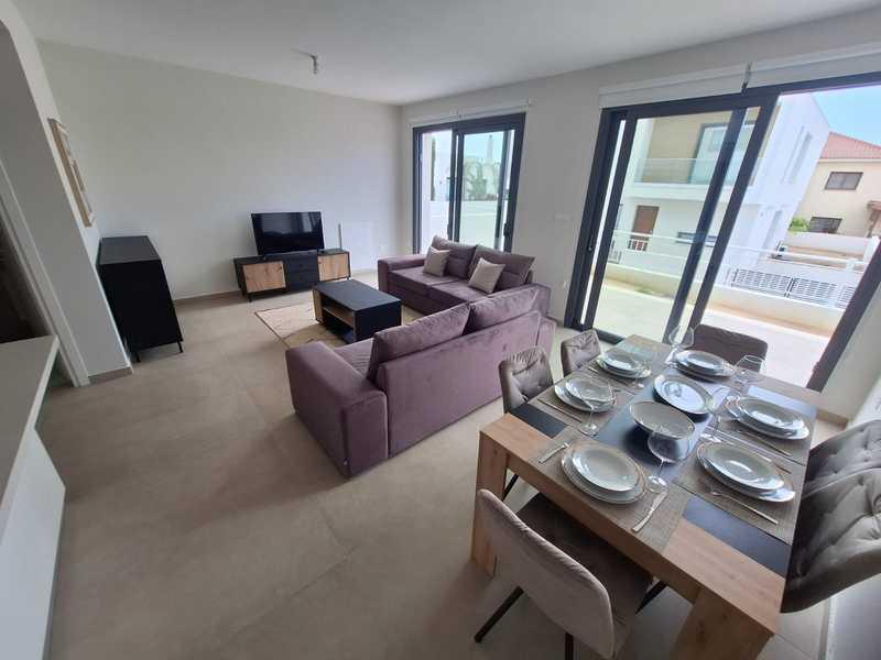 3-bedroom villa to rent: https://www.bazaraki.com/adv/5794727_3-bedroom-villa-to-rent (www.bazaraki.com)