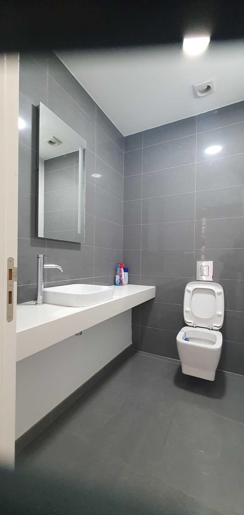 3-bedroom apartment to rent: https://www.bazaraki.com/adv/5799592_3-bedroom-apartment-to-rent (www.bazaraki.com)