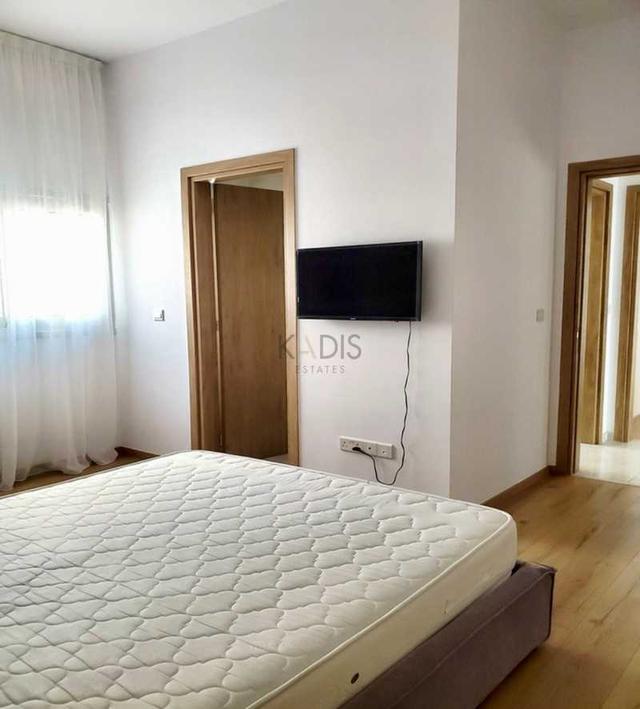 3-bedroom apartment to rent: https://www.bazaraki.com/adv/5787038_3-bedroom-apartment-to-rent (www.bazaraki.com)