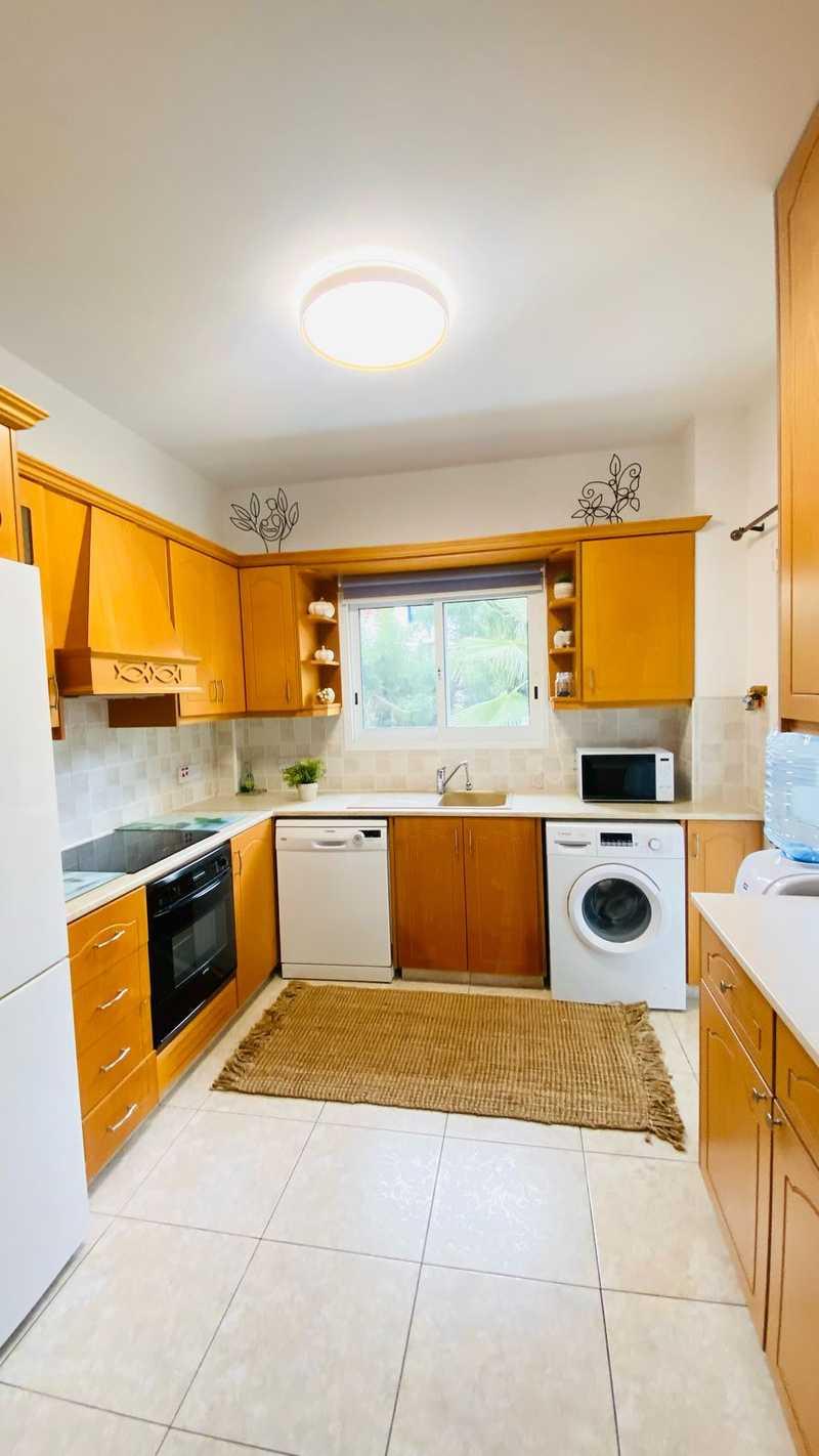 2-bedroom apartment to rent: https://www.bazaraki.com/adv/5765289_2-bedroom-apartment-to-rent (www.bazaraki.com)