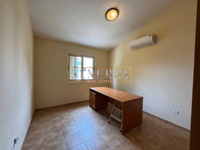 3-bedroom semi-detached to rent: https://www.bazaraki.com/adv/5795487_3-bedroom-semi-detached-to-rent (www.bazaraki.com)