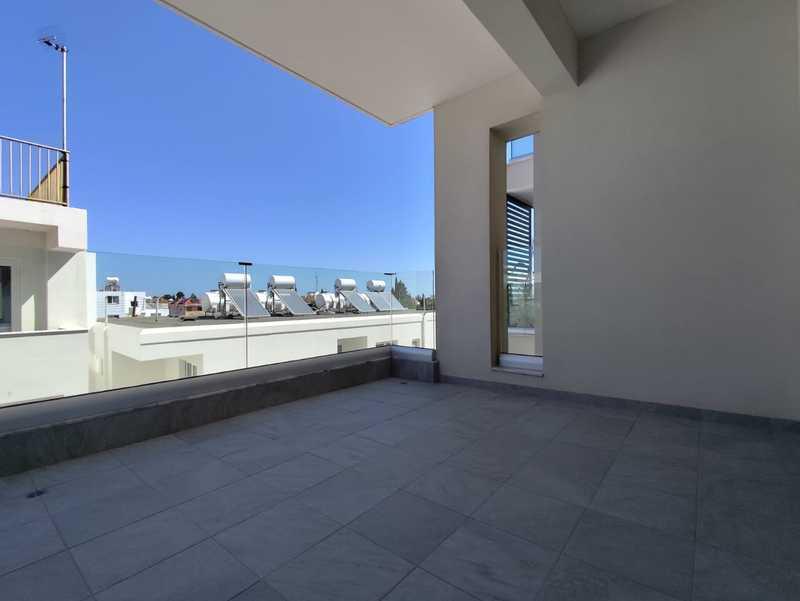 2-bedroom apartment to rent: https://www.bazaraki.com/adv/5795590_2-bedroom-apartment-to-rent (www.bazaraki.com)