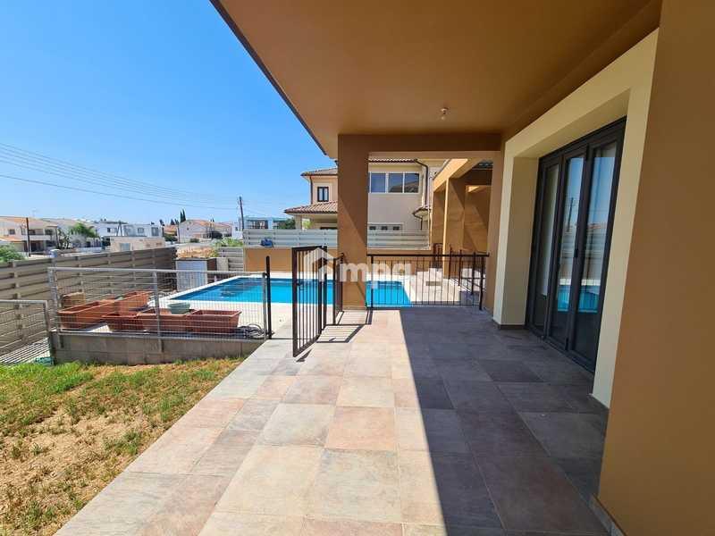 4-bedroom detached house to rent: https://www.bazaraki.com/adv/5797491_4-bedroom-detached-house-to-rent (www.bazaraki.com)