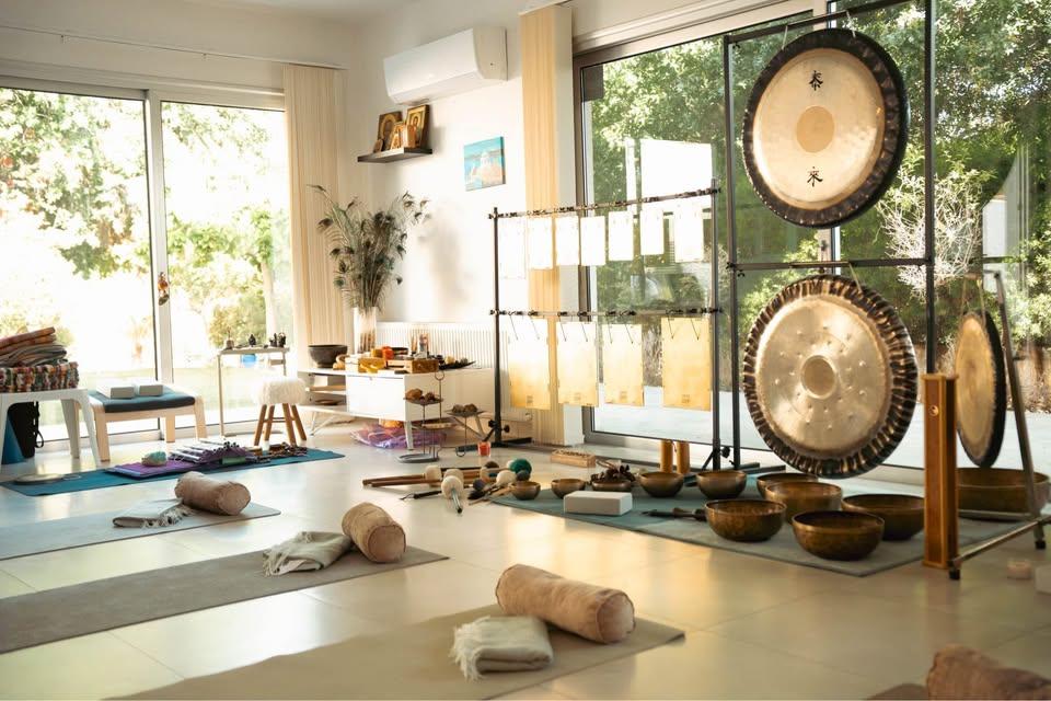 Host Your Dream Event in Our Luxury Villa: https://www.facebook.com/marketplace/item/676881491764812 (www.facebook.com)