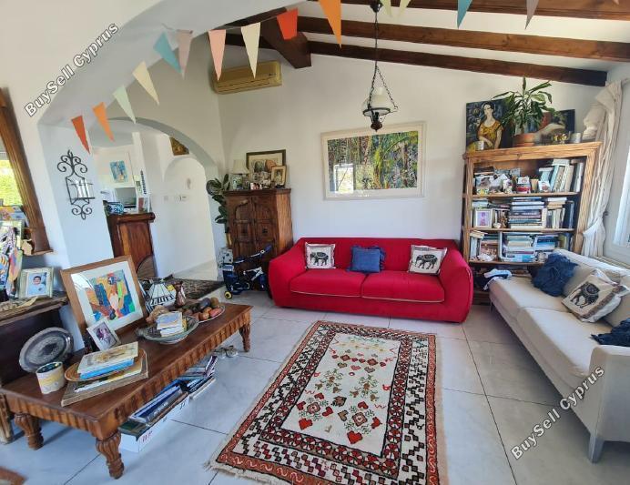 6 Bedroom Detached house for sale in Tala, Paphos: https://www.buysellcyprus.com/property-for-sale/paphos/tala/6-bed-detached-house-for-sale-tala-paphos-1800029.html (www.buysellcyprus.com)