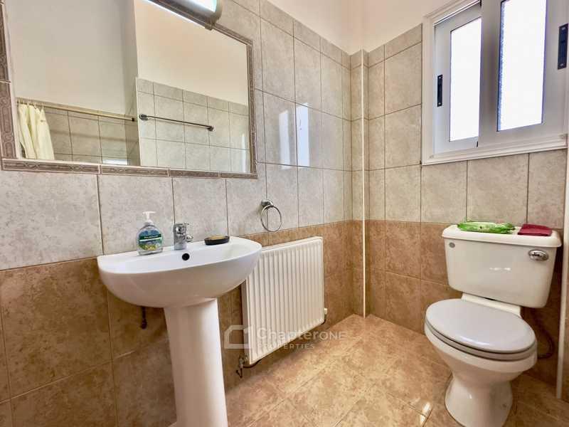3-bedroom villa for sale: https://www.bazaraki.com/adv/5796311_3-bedroom-villa-for-sale (www.bazaraki.com)