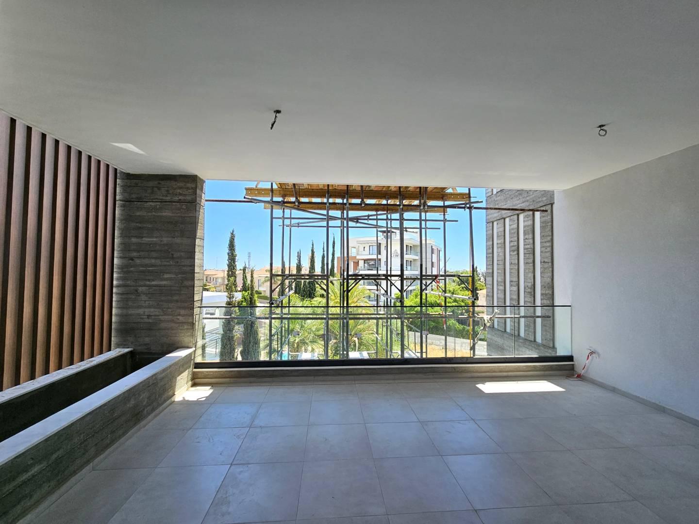 New 3-bedroom apartment in Limassol № 152862: https://dom.com.cy/en/catalog/sale/152862/ (dom.com.cy)