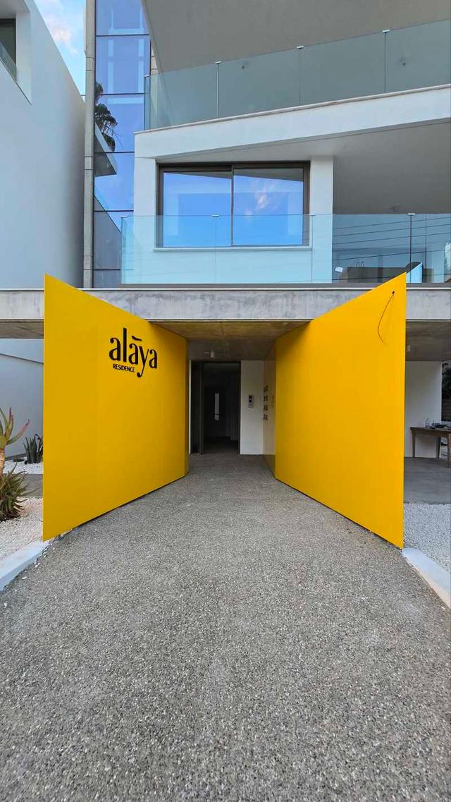 2-bedroom apartment to rent: https://www.bazaraki.com/adv/5759389_2-bedroom-apartment-to-rent (www.bazaraki.com)