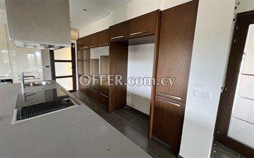 5 Bedroom House in Nisou, Nicosia: https://www.offer.com.cy/en/5-bedroom-house-in-nisou-nicosia/21-816557/ (www.offer.com.cy)