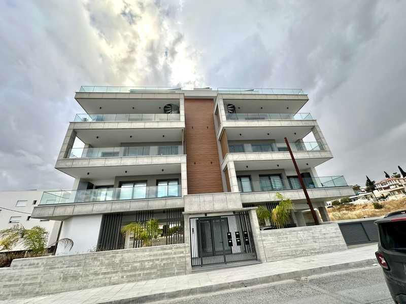 2-bedroom penthouse to rent: https://www.bazaraki.com/adv/5797053_2-bedroom-penthouse-to-rent (www.bazaraki.com)