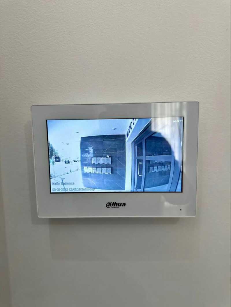 1-bedroom apartment to rent: https://www.bazaraki.com/adv/5796459_1-bedroom-apartment-to-rent (www.bazaraki.com)