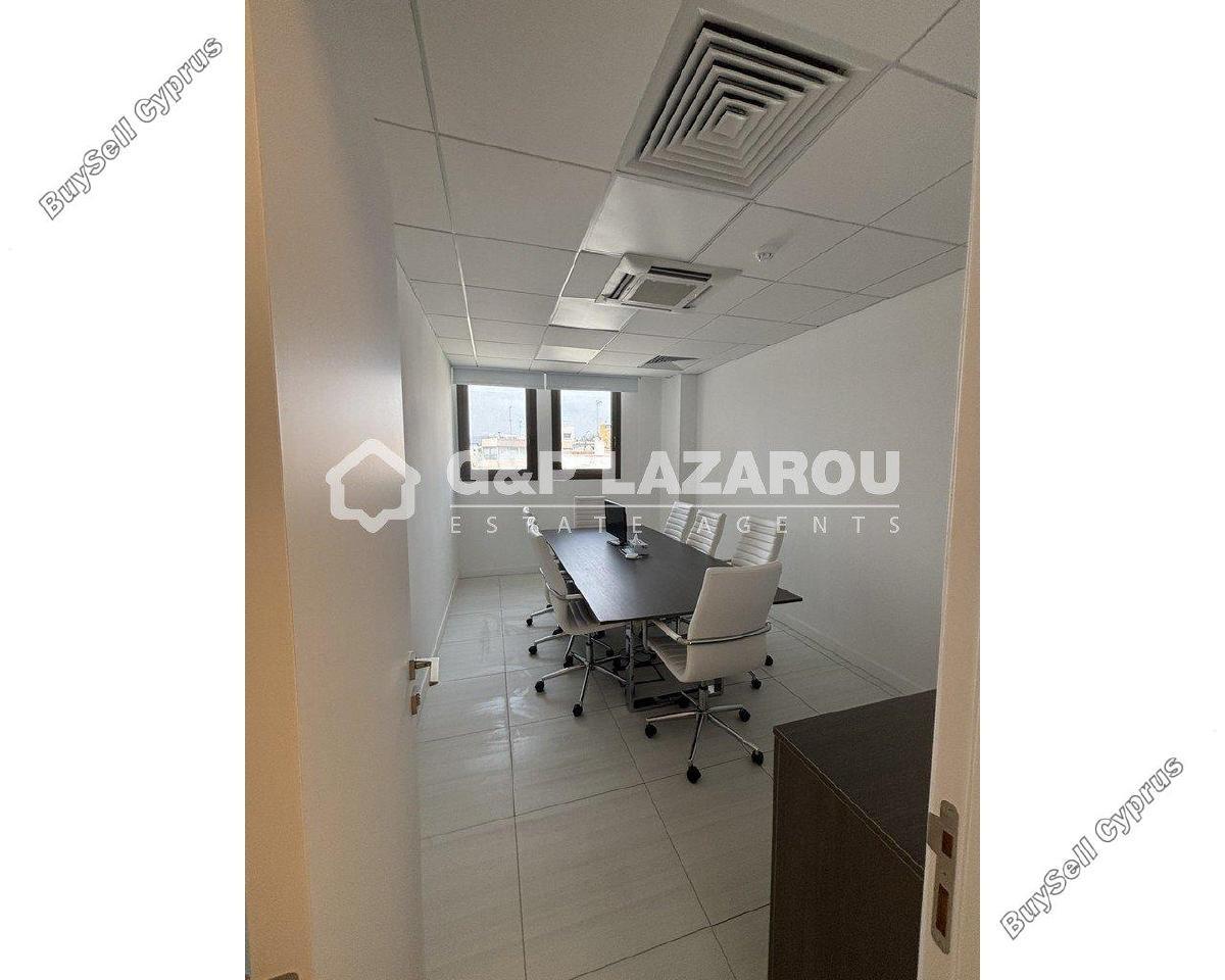 Office to rent in Kaimakli, Nicosia: https://www.buysellcyprus.com/property-for-rent/nicosia/kaimakli/office-to-rent-kaimakli-nicosia-1796535.html (www.buysellcyprus.com)