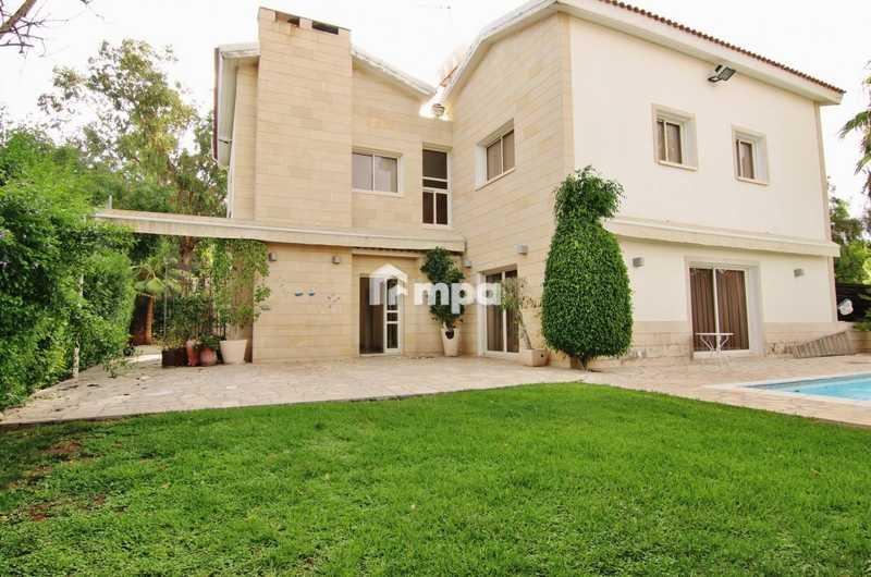 4-bedroom detached house to rent: https://www.bazaraki.com/adv/5786750_4-bedroom-detached-house-to-rent (www.bazaraki.com)