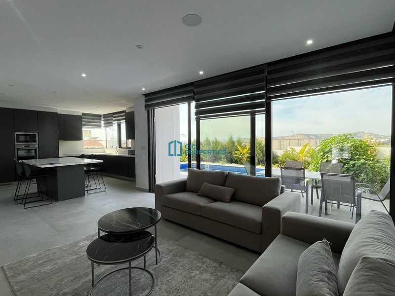 3-bedroom villa to rent: https://www.bazaraki.com/adv/5789012_3-bedroom-villa-to-rent (www.bazaraki.com)