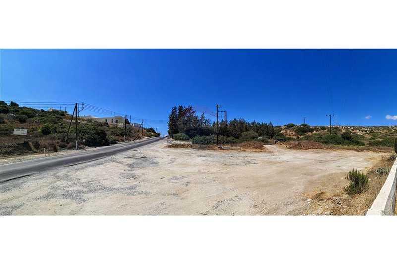 Residential land 3531 m²: https://www.bazaraki.com/adv/5797869_residential-land-3531-m2 (www.bazaraki.com)