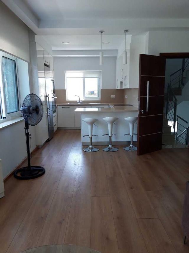 3-bedroom apartment to rent: https://www.bazaraki.com/adv/5791216_3-bedroom-apartment-to-rent (www.bazaraki.com)