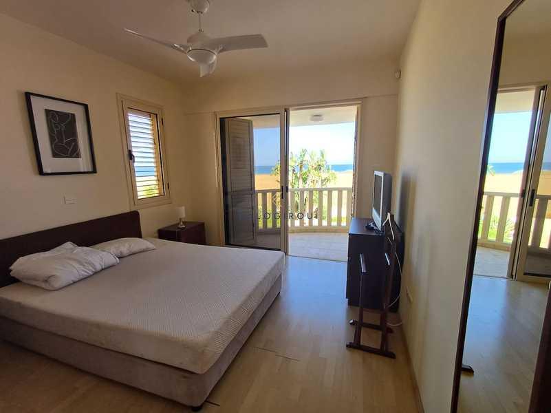 3-bedroom detached house for sale: https://www.bazaraki.com/adv/5791865_3-bedroom-detached-house-for-sale (www.bazaraki.com)
