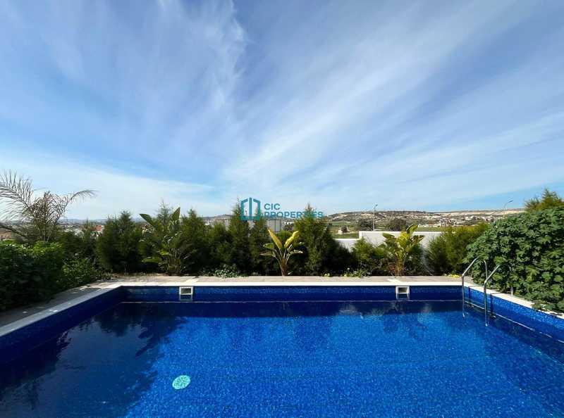 3-bedroom villa to rent: https://www.bazaraki.com/adv/5789012_3-bedroom-villa-to-rent (www.bazaraki.com)