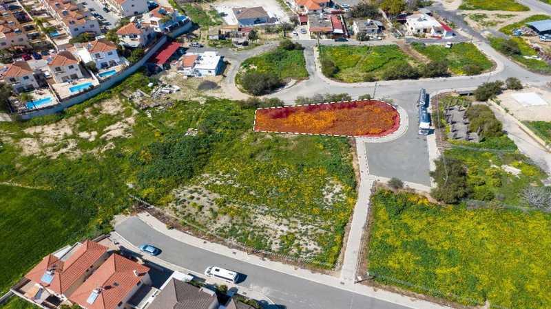 Residential land 681 m²: https://www.bazaraki.com/adv/5792268_residential-land-681-m2 (www.bazaraki.com)