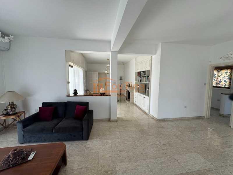 3-bedroom apartment to rent: https://www.bazaraki.com/adv/5786694_3-bedroom-apartment-to-rent (www.bazaraki.com)