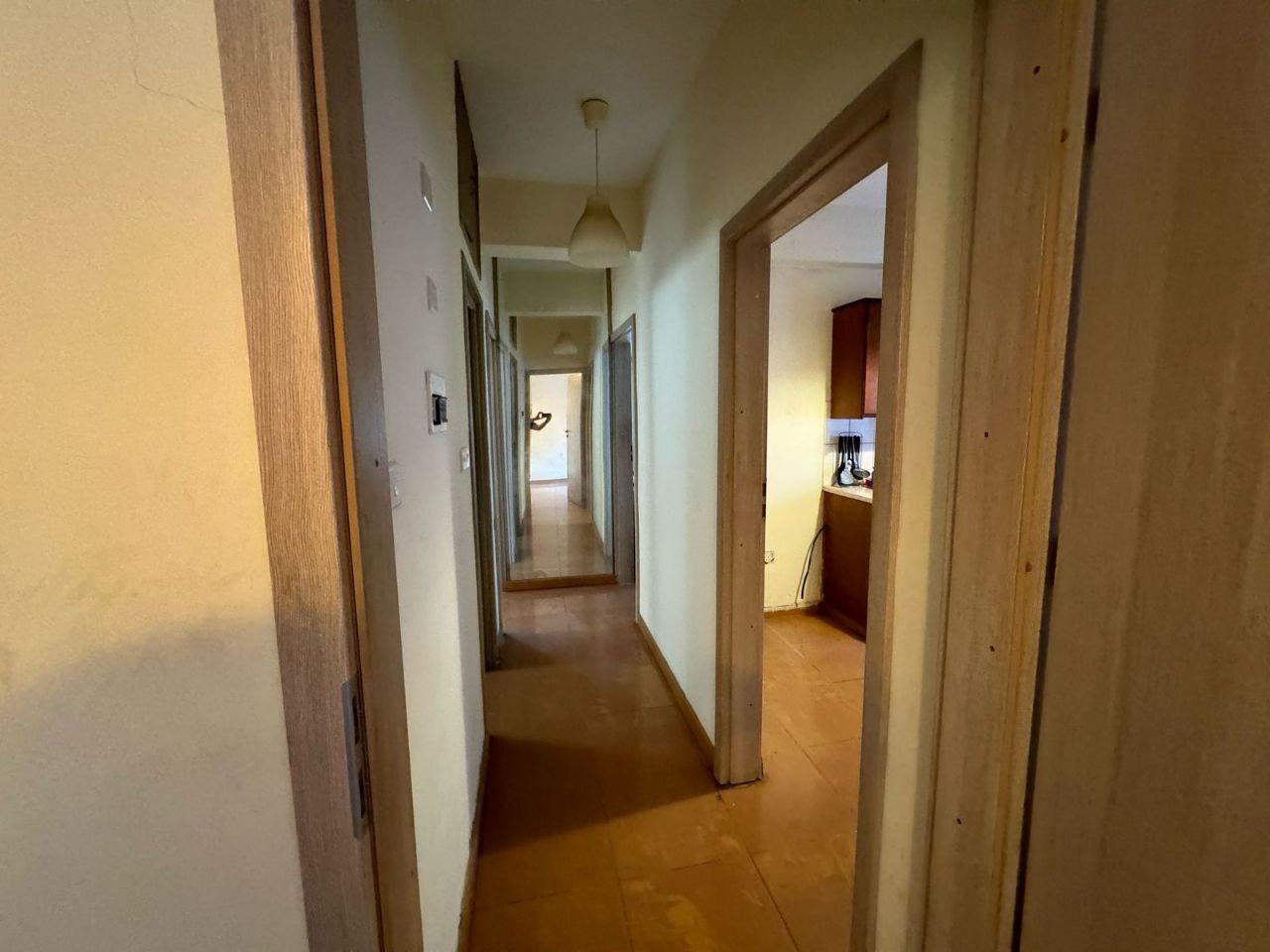 2-bedroom flat in Larnaca № 152731: https://dom.com.cy/en/catalog/sale/152731/ (dom.com.cy)
