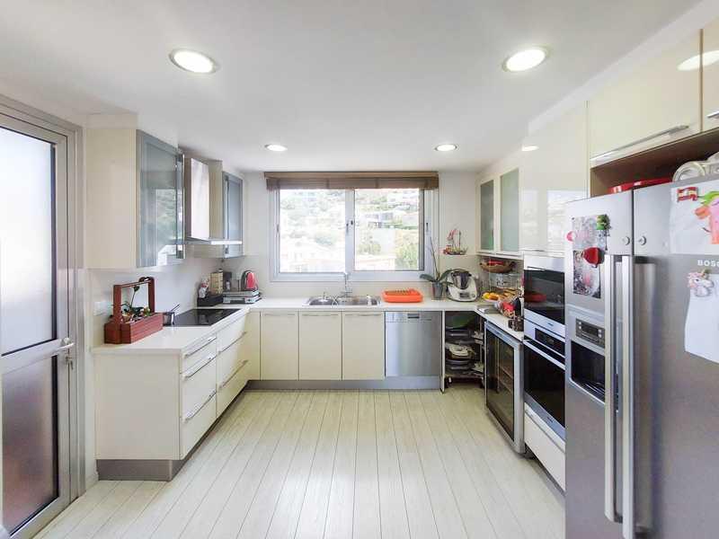 3-bedroom apartment to rent: https://www.bazaraki.com/adv/5794571_3-bedroom-apartment-to-rent (www.bazaraki.com)