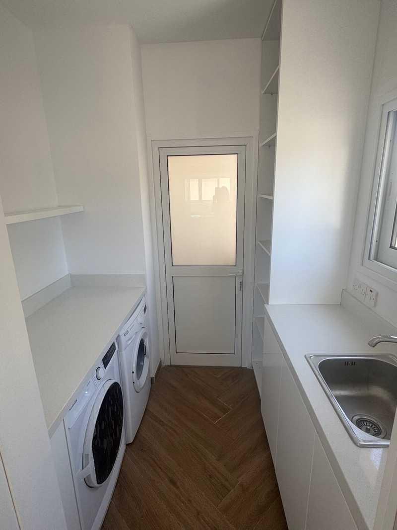3-bedroom apartment to rent: https://www.bazaraki.com/adv/5794394_3-bedroom-apartment-to-rent (www.bazaraki.com)