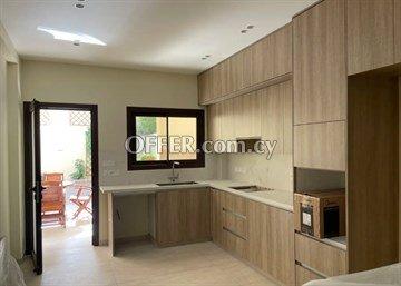 Semi-Furnished Brand New 2 Bedroom Ground Floor House In A Quiet And : https://www.offer.com.cy/en/semi-furnished-brand-new-2-bedroom-ground-floor-house-in-a-quiet-and/21-814866/ (www.offer.com.cy)