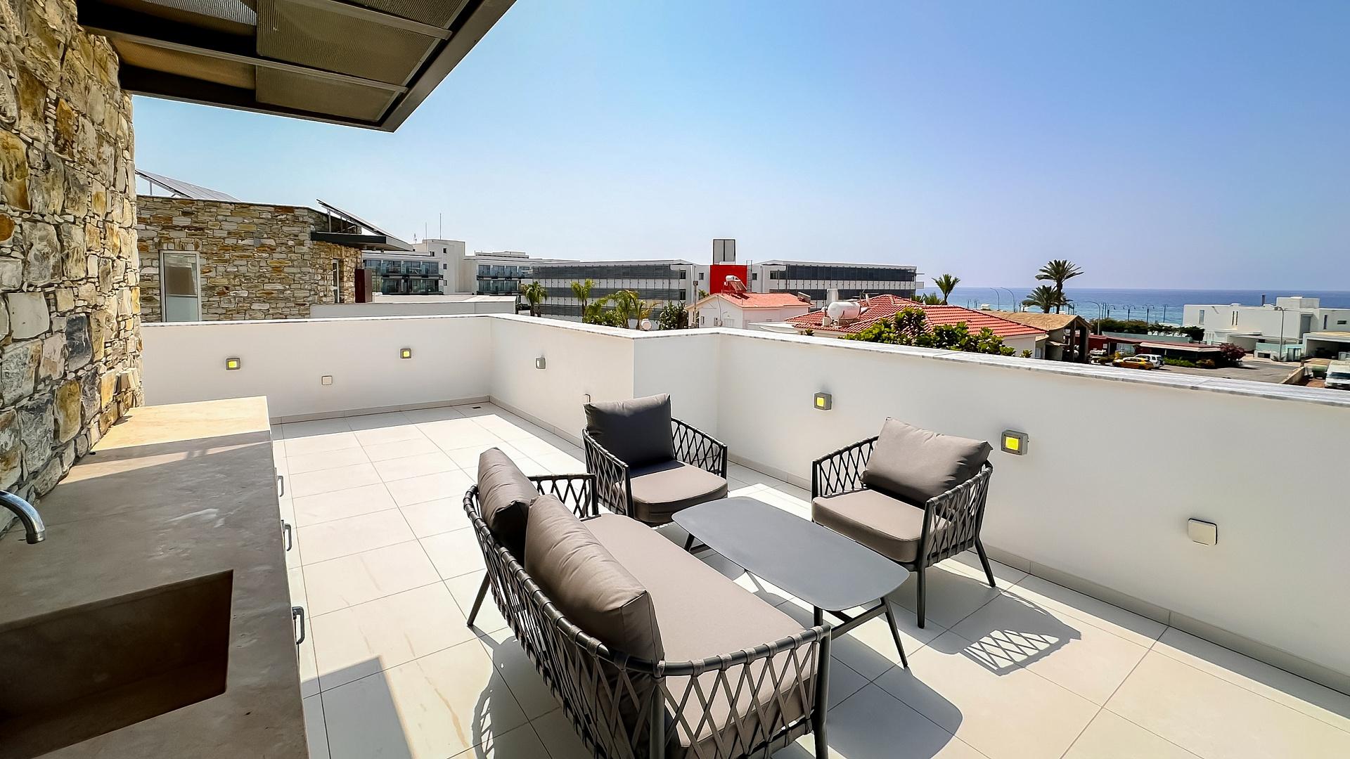 New 4-bedroom villa in Famagusta № 152556: https://dom.com.cy/en/catalog/sale/152556/ (dom.com.cy)