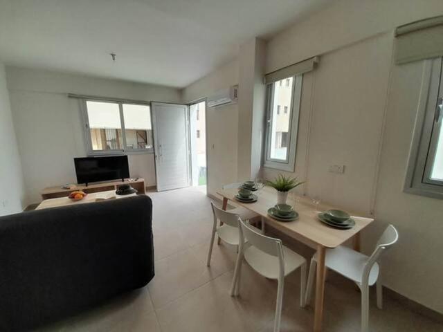 1 bedroom ground floor apartment (price includes utility bills): https://www.facebook.com/marketplace/item/533613132909702 (www.facebook.com)