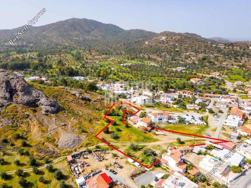 4,850 SQM Plot for sale in Kornos, Larnaca: https://www.buysellcyprus.com/property-for-sale/larnaca/kornos/plot-for-sale-kornos-larnaca-1800542.html (www.buysellcyprus.com)