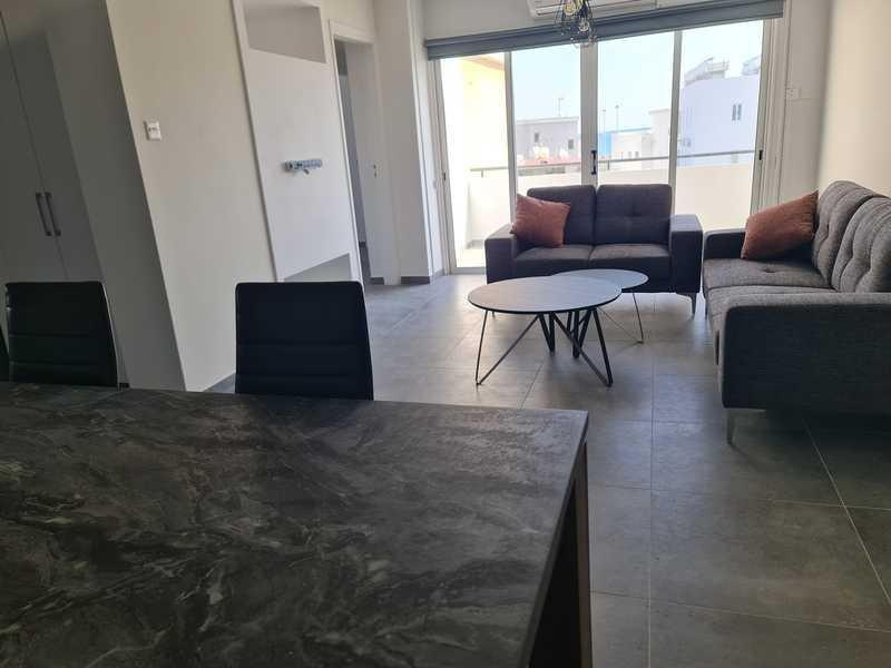 2 Beds 1 Bath Apartment/condo: https://www.facebook.com/marketplace/item/1209469877551850 (www.facebook.com)