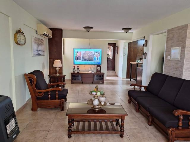 Stunning villa in Oroklini in Prime Cul‑de‑Sac Location 2 mins from the beach: https://www.facebook.com/marketplace/item/693956403015567 (www.facebook.com)