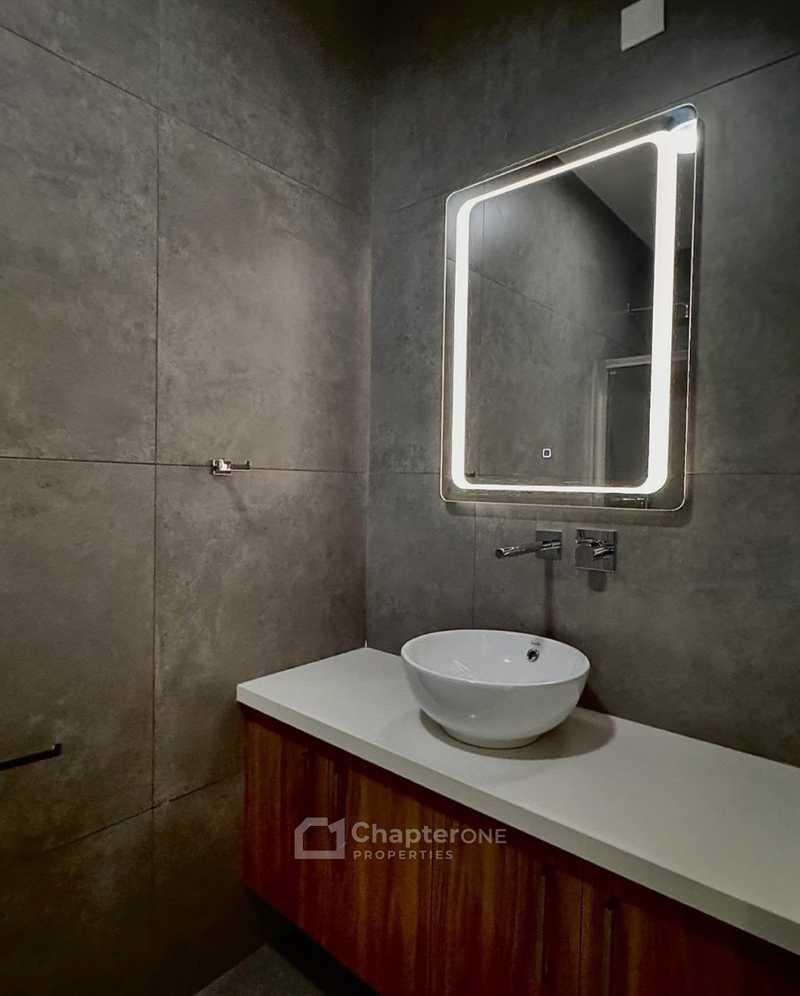 2-bedroom penthouse to rent: https://www.bazaraki.com/adv/5786638_2-bedroom-penthouse-to-rent (www.bazaraki.com)
