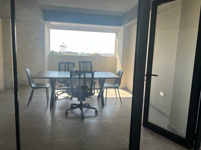 Luxury office available for rent.commercial bulding open space office: https://www.bazaraki.com/adv/5794597_luxury-office-available-for-rent-open-space-of-550sqm-modern-industrial-buildin (www.bazaraki.com)