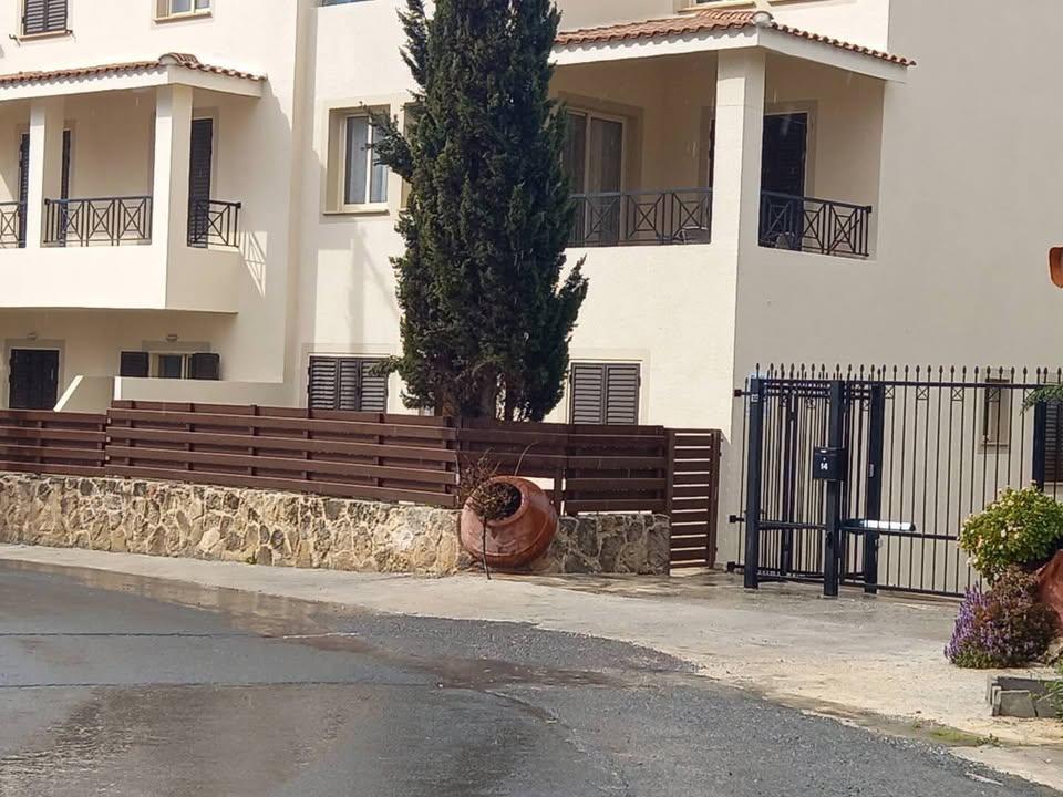 Flat for rent in Tala: https://www.facebook.com/marketplace/item/698512305876507 (www.facebook.com)