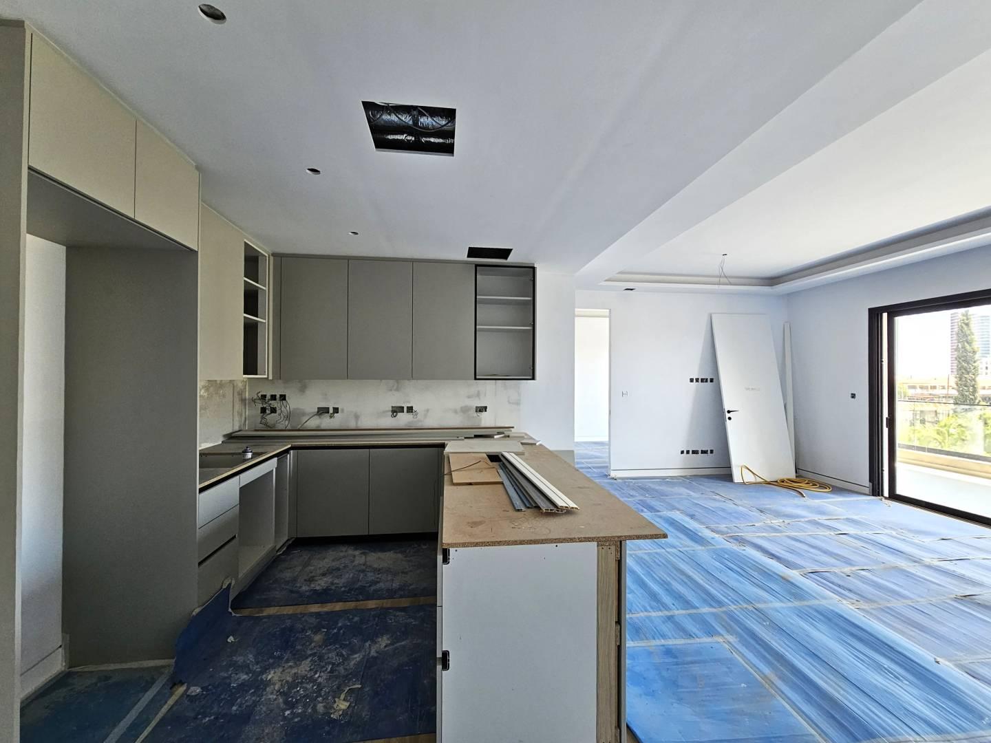 New 3-bedroom apartment in Limassol № 152861: https://dom.com.cy/en/catalog/sale/152861/ (dom.com.cy)