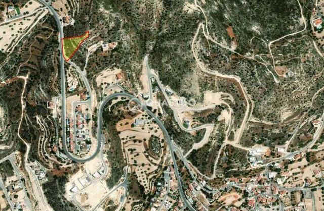 Residential land 2501 m²: https://www.bazaraki.com/adv/5797844_residential-land-2501-m2 (www.bazaraki.com)