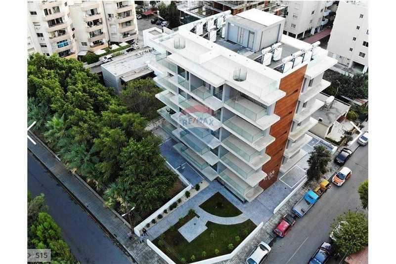 3-bedroom penthouse for sale: https://www.bazaraki.com/adv/5797859_3-bedroom-penthouse-for-sale (www.bazaraki.com)