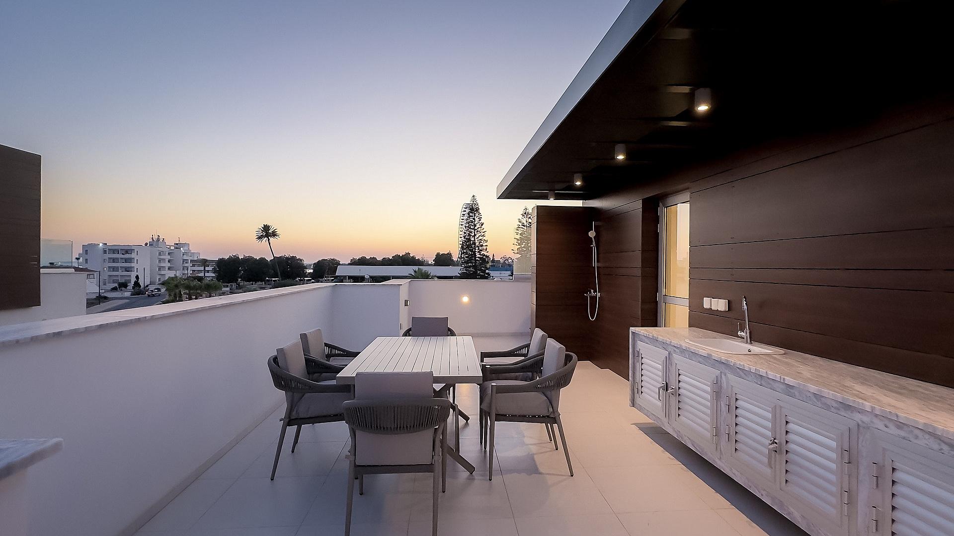 New 4-bedroom villa in Famagusta № 152536: https://dom.com.cy/en/catalog/sale/152536/ (dom.com.cy)