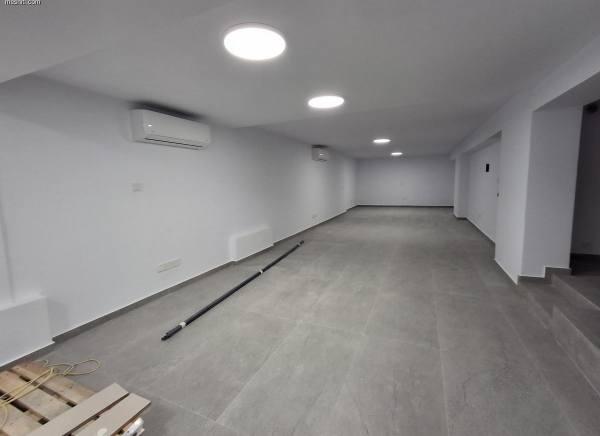 Office for rent fully renovated in 2025: https://www.facebook.com/marketplace/item/1278470384284495 (www.facebook.com)