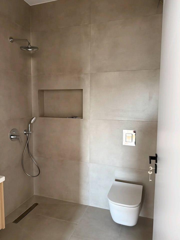 Brand new 2 bed flat for rent: https://www.facebook.com/marketplace/item/1528311351823113 (www.facebook.com)